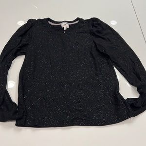 Sundry black top